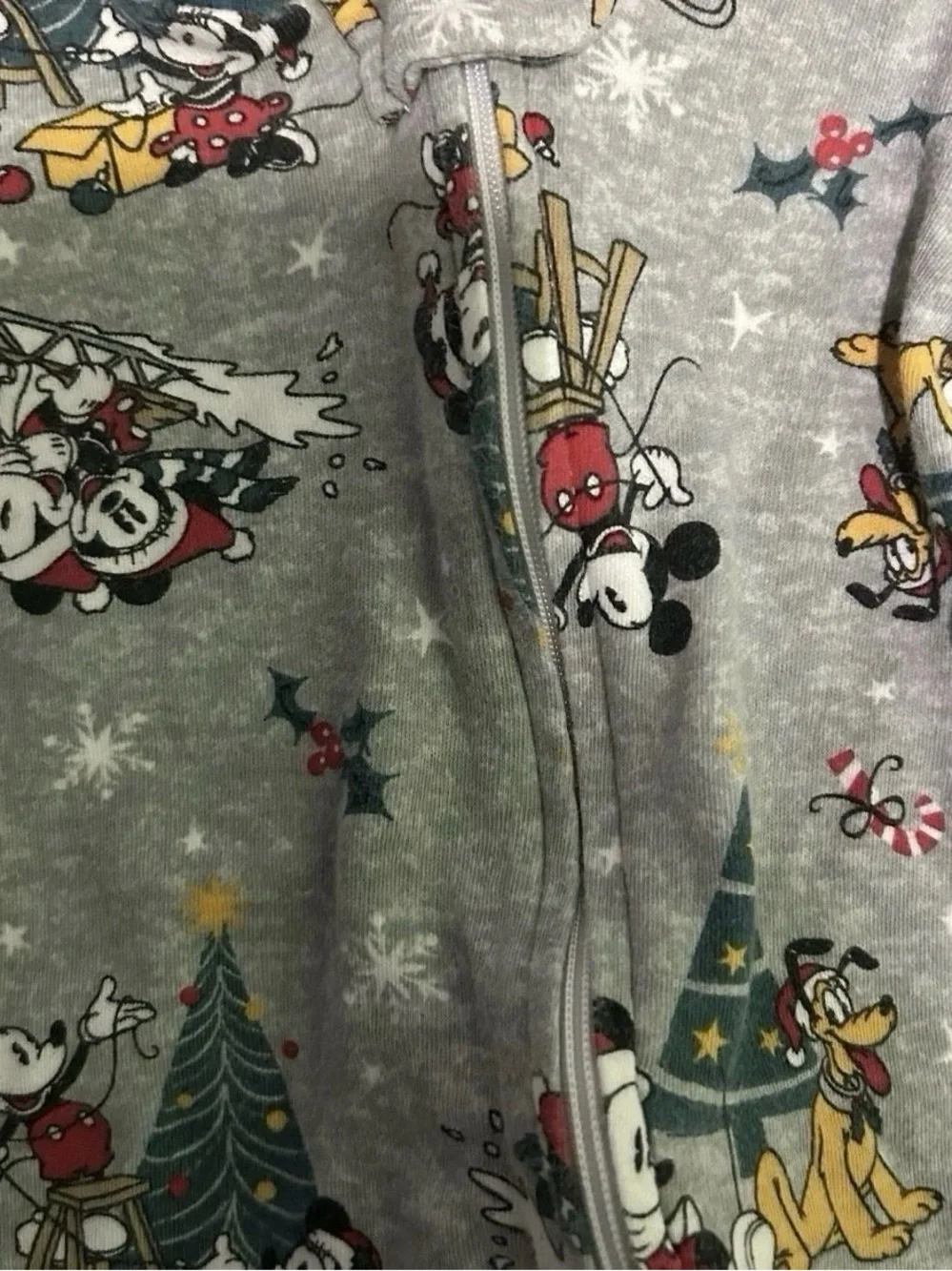 Disney Mickey Minnie Mouse Christmas Holiday Footie Pajamas Size Newborn